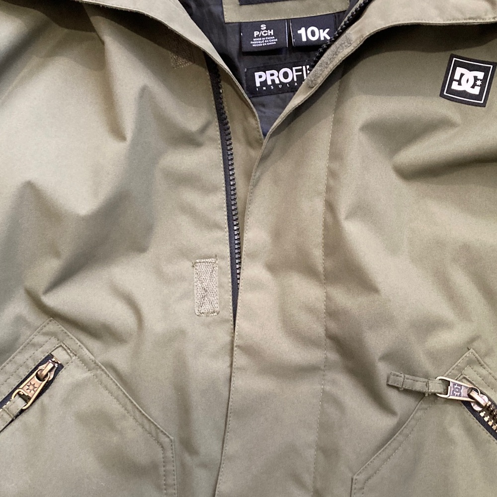 DC snowboarding jacket size S - Picture 3 of 3